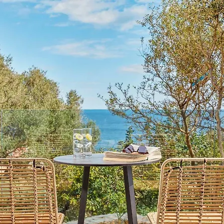 Mare Villa Spathíon